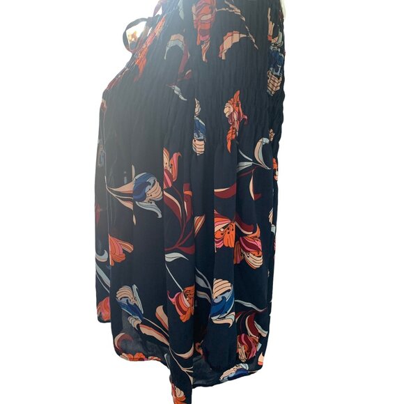 👗 2/$30 Navy Blue Floral Lightweight Long Sleeve Blouse with Ruffled Cuff sz L - Picture 4 of 7